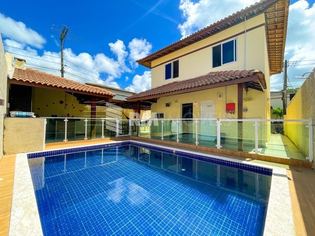 Casa de Condomínio à venda com 4 quartos, 145m² - Foto 1