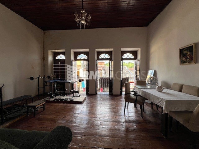 Casa para alugar com 3 quartos, 160m² - Foto 1