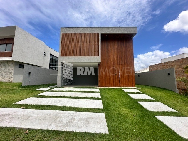 Casa de Condomínio à venda com 4 quartos, 294m² - Foto 1
