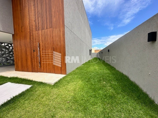 Casa de Condomínio à venda com 4 quartos, 294m² - Foto 3