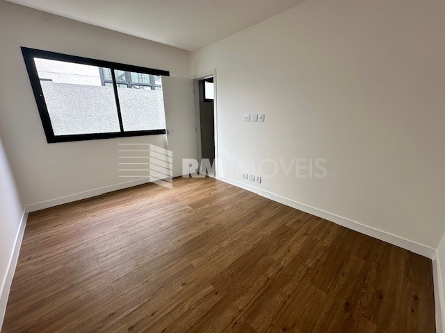 Casa de Condomínio à venda com 4 quartos, 294m² - Foto 9