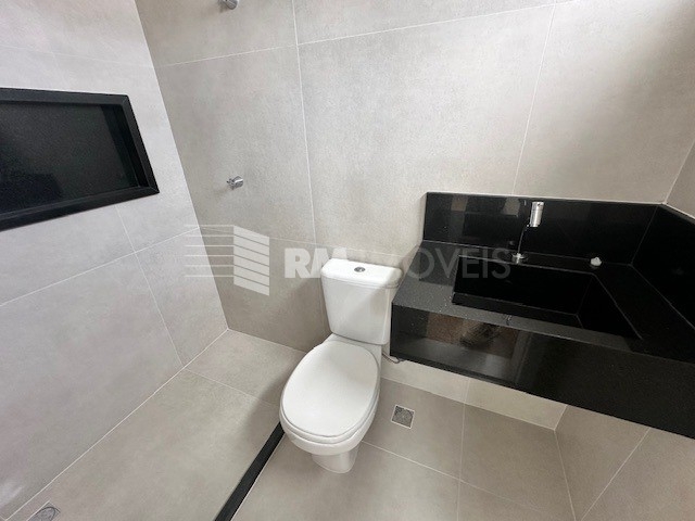 Casa de Condomínio à venda com 4 quartos, 294m² - Foto 32