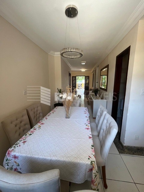 Casa de Condomínio à venda com 4 quartos, 200m² - Foto 10