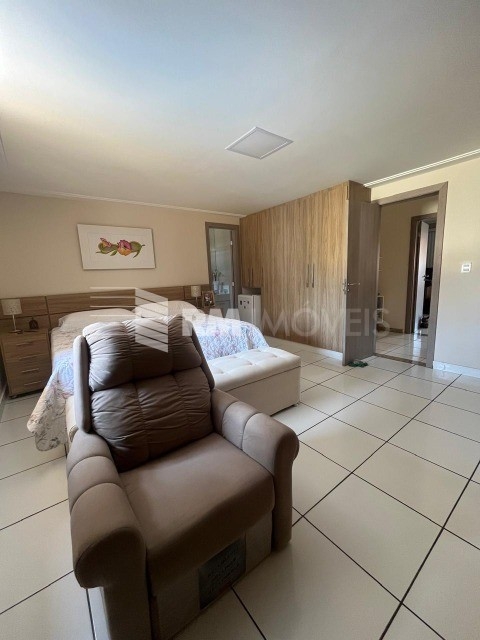 Casa de Condomínio à venda com 4 quartos, 200m² - Foto 19