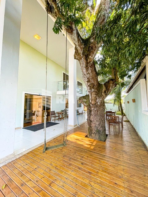 Casa de Condomínio à venda com 5 quartos, 261m² - Foto 4