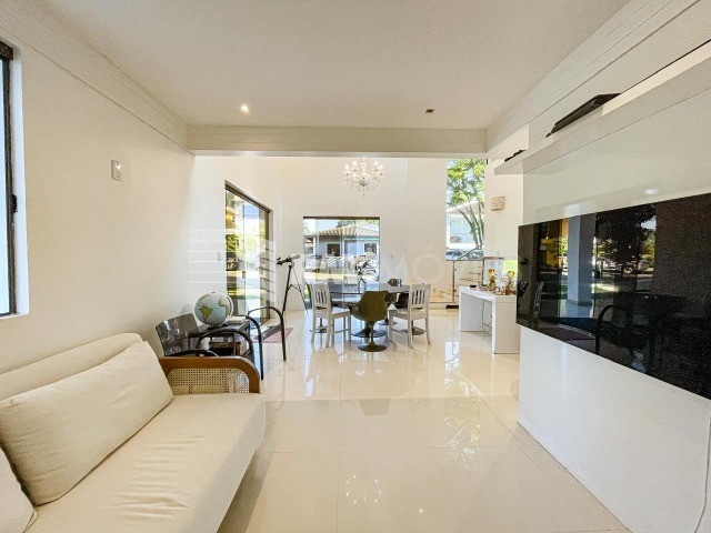 Casa de Condomínio à venda com 5 quartos, 261m² - Foto 11