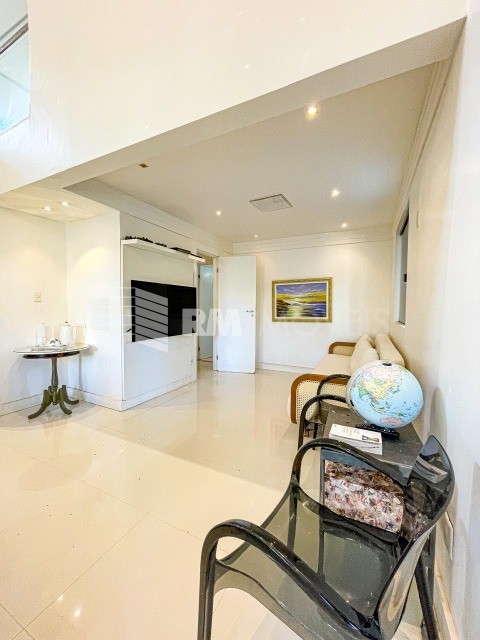 Casa de Condomínio à venda com 5 quartos, 261m² - Foto 13