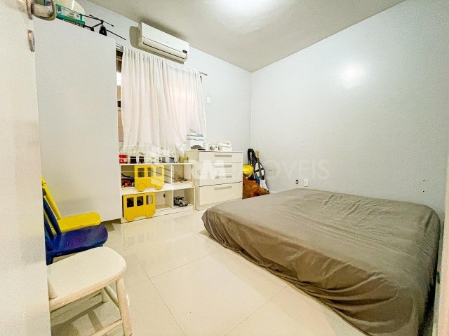 Casa de Condomínio à venda com 5 quartos, 261m² - Foto 17