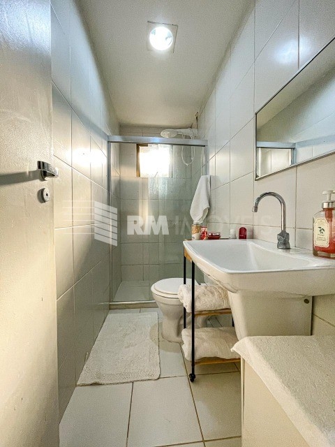 Casa de Condomínio à venda com 5 quartos, 261m² - Foto 19