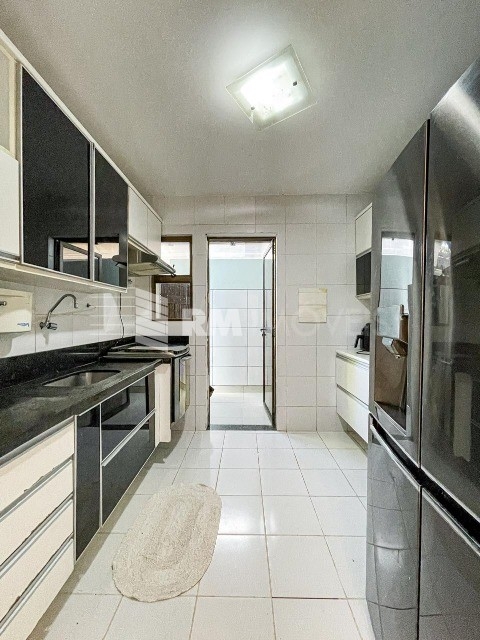 Casa de Condomínio à venda com 5 quartos, 261m² - Foto 37