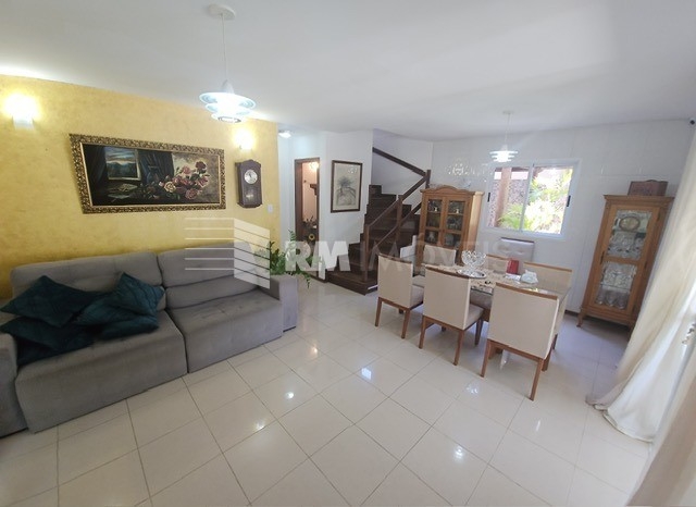 Casa de Condomínio à venda com 3 quartos, 160m² - Foto 2