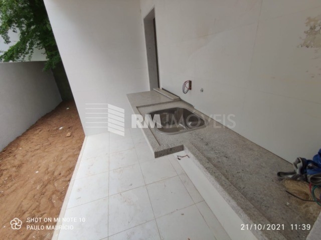 Casa de Condomínio à venda com 5 quartos, 297m² - Foto 12