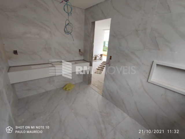 Casa de Condomínio à venda com 5 quartos, 297m² - Foto 35