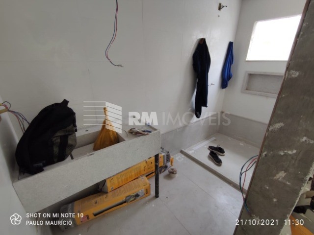Casa de Condomínio à venda com 5 quartos, 297m² - Foto 42