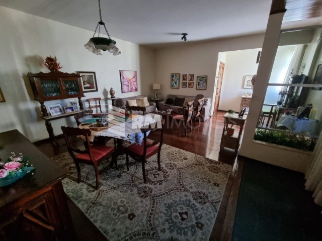 Apartamento à venda com 4 quartos, 138m² - Foto 2