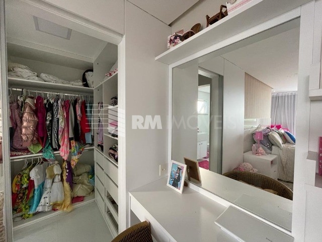 Casa de Condomínio à venda com 4 quartos, 750m² - Foto 41