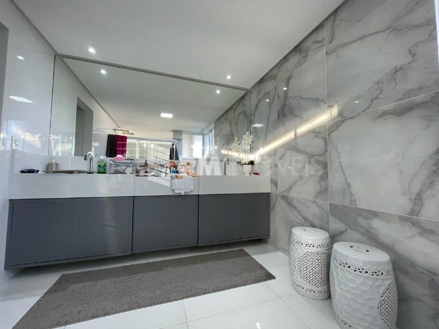 Casa de Condomínio à venda com 4 quartos, 750m² - Foto 48