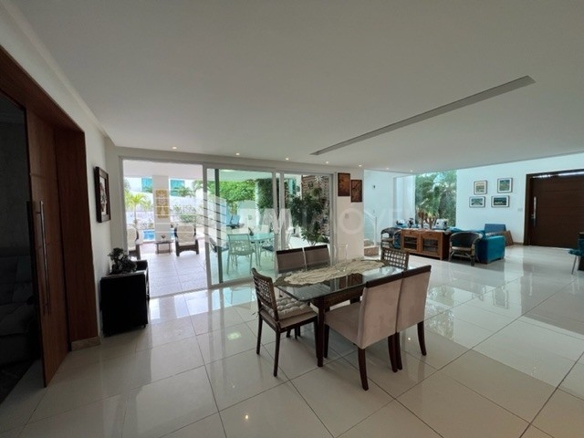 Casa de Condomínio à venda com 6 quartos, 545m² - Foto 11
