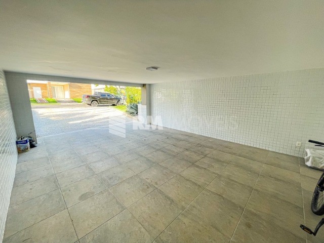 Casa de Condomínio à venda com 5 quartos, 333m² - Foto 4