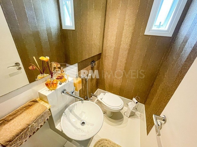 Casa de Condomínio à venda com 5 quartos, 333m² - Foto 15