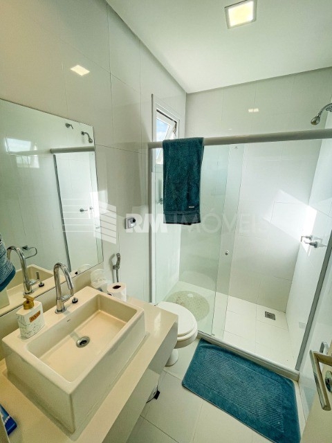 Casa de Condomínio à venda com 5 quartos, 333m² - Foto 30
