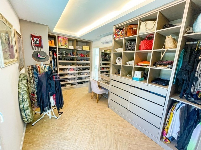 Casa de Condomínio à venda com 5 quartos, 333m² - Foto 32