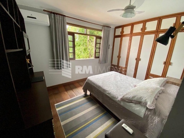 Casa, 4 quartos, 300 m² - Foto 18