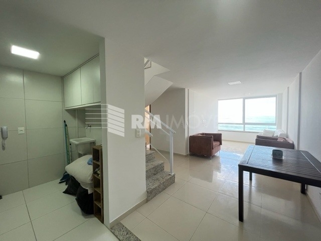 Apartamento à venda com 3 quartos, 144m² - Foto 2