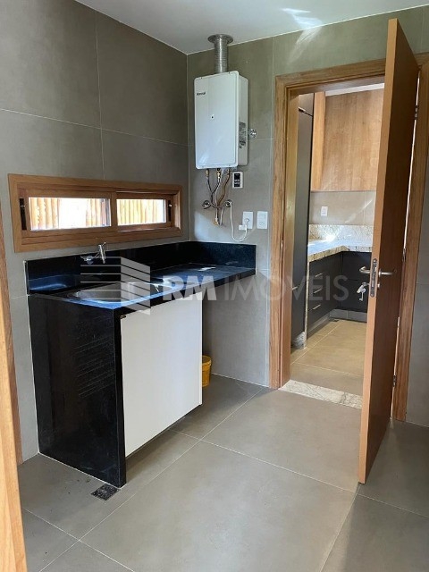 Casa de Condomínio à venda com 5 quartos, 400m² - Foto 7