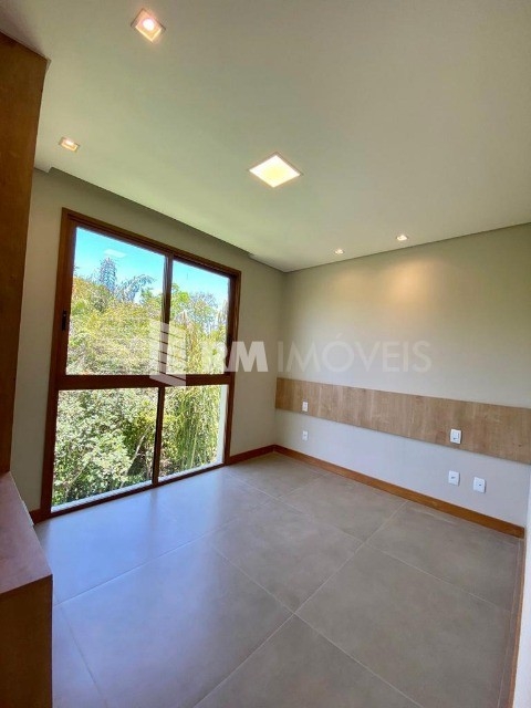 Casa de Condomínio à venda com 5 quartos, 400m² - Foto 11
