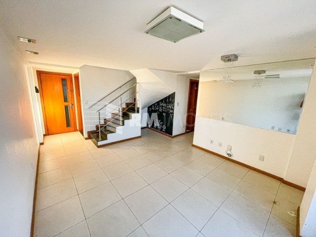 Apartamento à venda com 3 quartos, 167m² - Foto 4