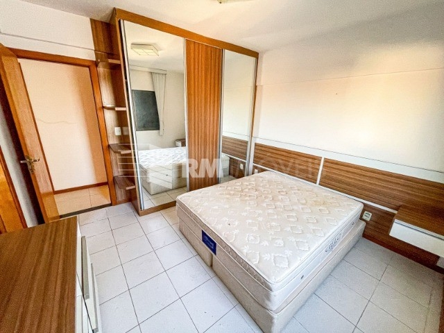 Apartamento à venda com 3 quartos, 167m² - Foto 10