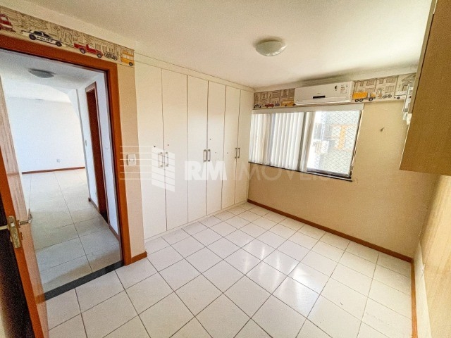 Apartamento à venda com 3 quartos, 167m² - Foto 15