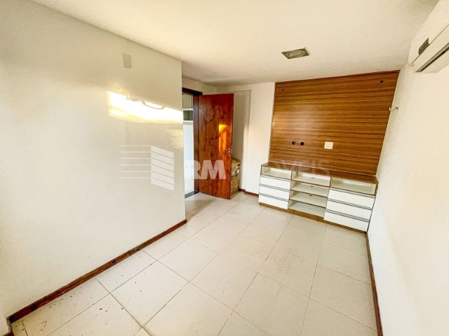 Apartamento à venda com 3 quartos, 167m² - Foto 17