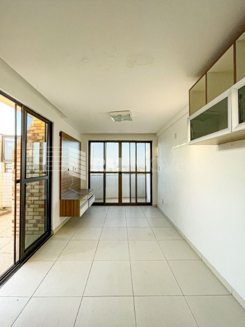 Apartamento à venda com 3 quartos, 167m² - Foto 18
