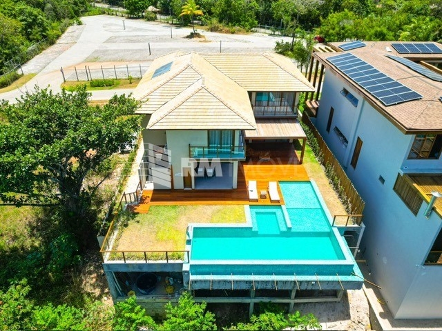 Casa de Condomínio à venda com 9 quartos, 650m² - Foto 1