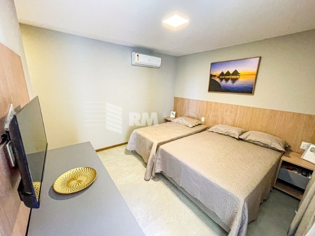 Casa de Condomínio à venda com 9 quartos, 650m² - Foto 34