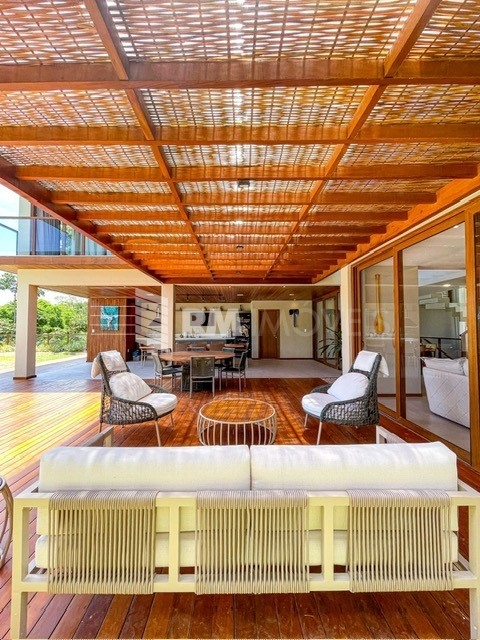 Casa de Condomínio à venda com 9 quartos, 650m² - Foto 46