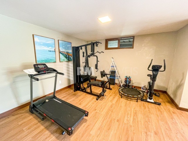 Casa de Condomínio à venda com 9 quartos, 650m² - Foto 53