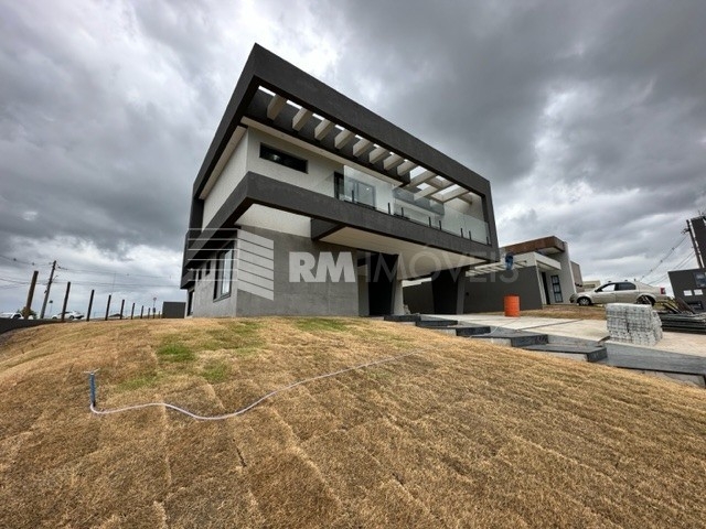 Casa de Condomínio à venda com 5 quartos, 242m² - Foto 4