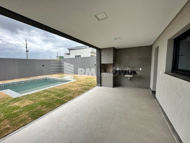 Casa de Condomínio à venda com 5 quartos, 242m² - Foto 11