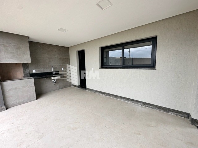 Casa de Condomínio à venda com 5 quartos, 242m² - Foto 12