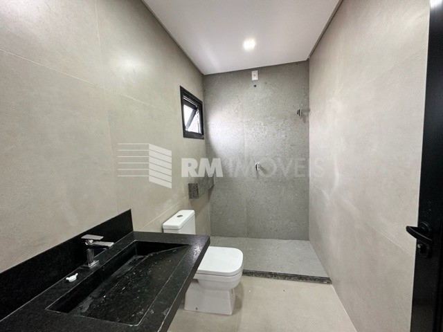 Casa de Condomínio à venda com 5 quartos, 242m² - Foto 19