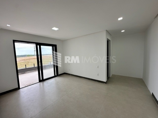 Casa de Condomínio à venda com 5 quartos, 242m² - Foto 24