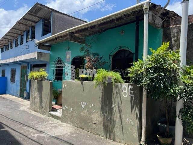 Casa à venda com 2 quartos, 60m² - Foto 10
