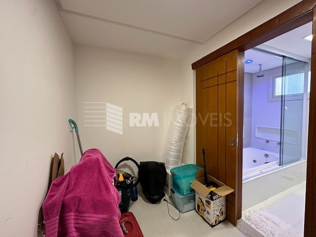 Casa de Condomínio à venda com 4 quartos, 297m² - Foto 20