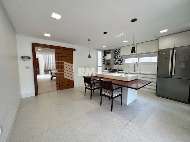 Casa de Condomínio à venda com 4 quartos, 297m² - Foto 34