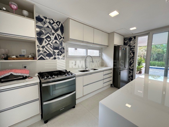 Casa de Condomínio à venda com 4 quartos, 297m² - Foto 39