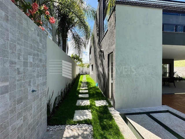 Casa de Condomínio à venda com 5 quartos, 373m² - Foto 13