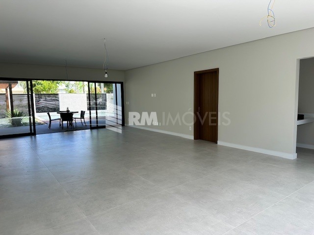 Casa de Condomínio à venda com 5 quartos, 373m² - Foto 28